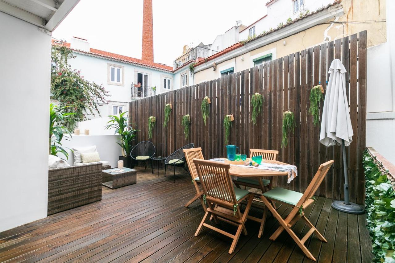 Gonzalos'S Guest Apartments - Alfama Terrace Lisbon Bagian luar foto