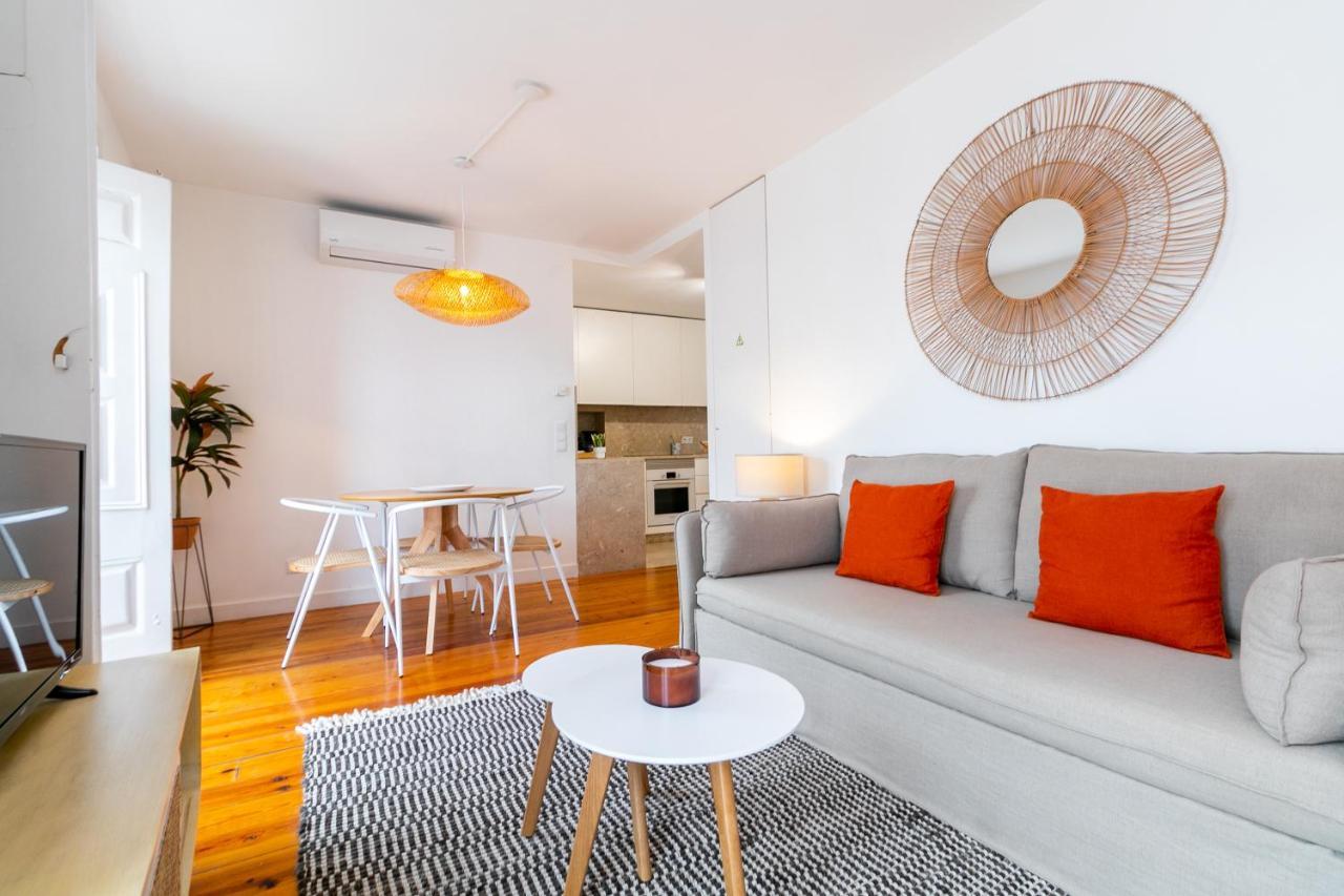Gonzalos'S Guest Apartments - Alfama Terrace Lisbon Bagian luar foto