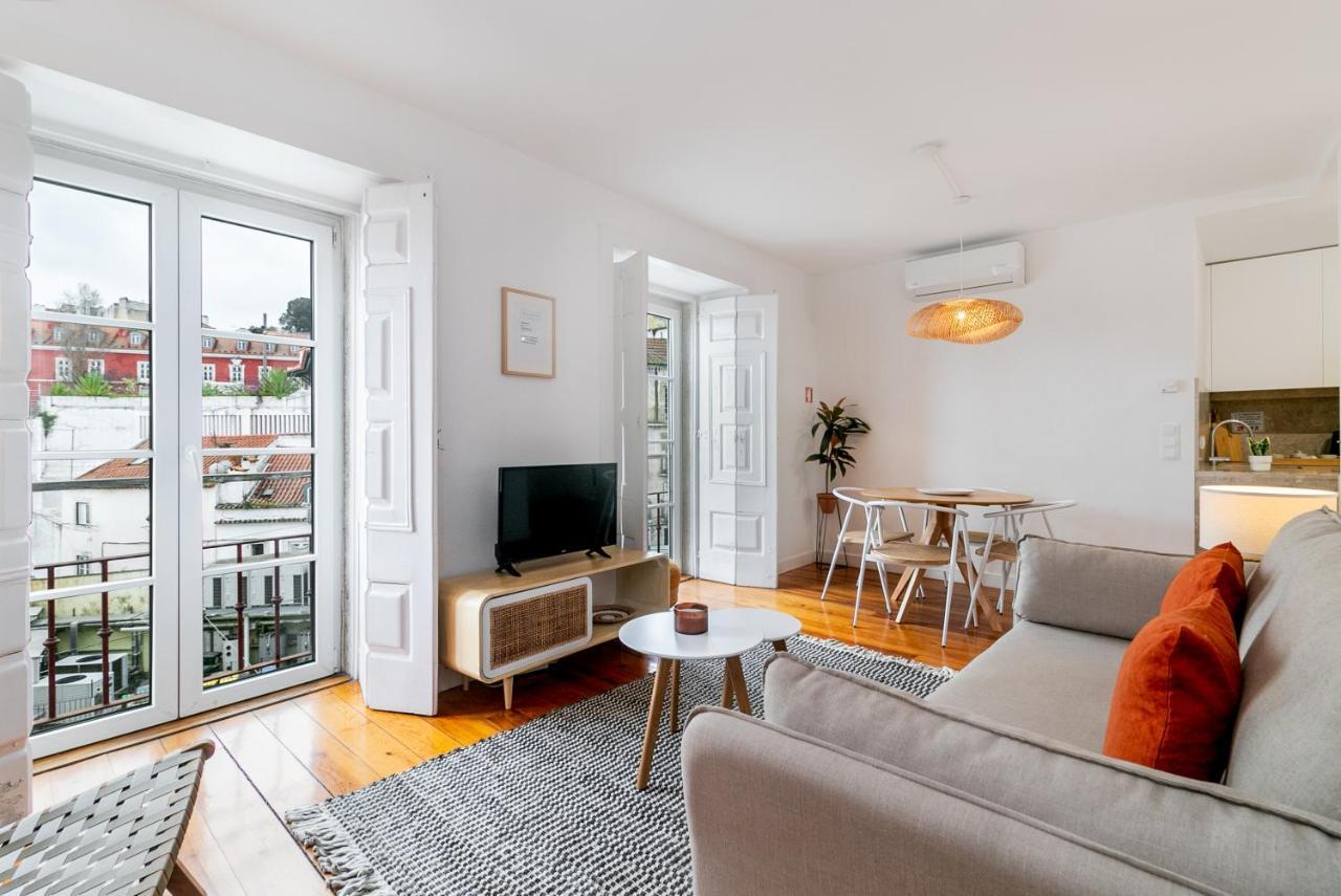 Gonzalos'S Guest Apartments - Alfama Terrace Lisbon Bagian luar foto