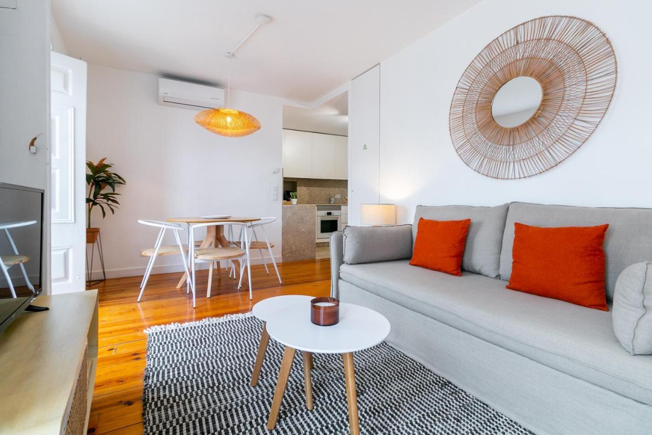 Gonzalos'S Guest Apartments - Alfama Terrace Lisbon Bagian luar foto