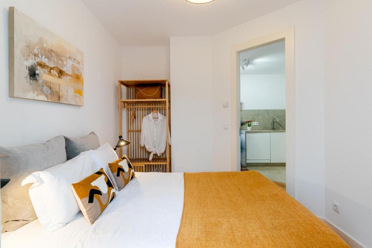 Gonzalos'S Guest Apartments - Alfama Terrace Lisbon Bagian luar foto
